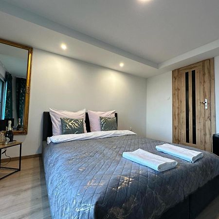 Apartament Bena Ze Zjawiskowym Tarasem Widokowym Chełmno المظهر الخارجي الصورة
